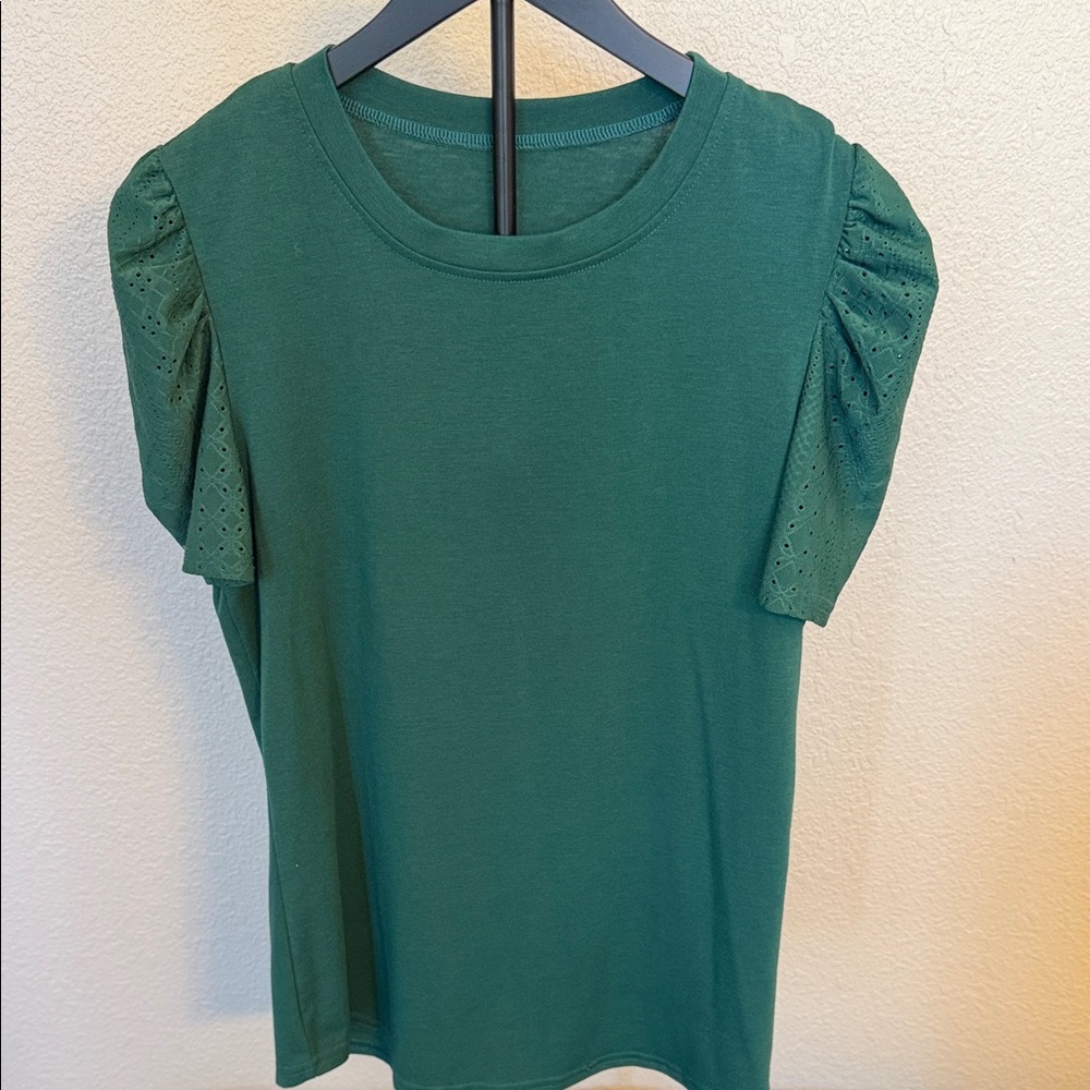 Green Women's Top with Puff Sleeves